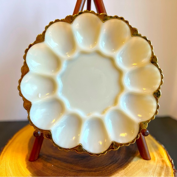 Anchor Hocking Dining Vintage Anchor Hocking Milk Glass Deviled Egg